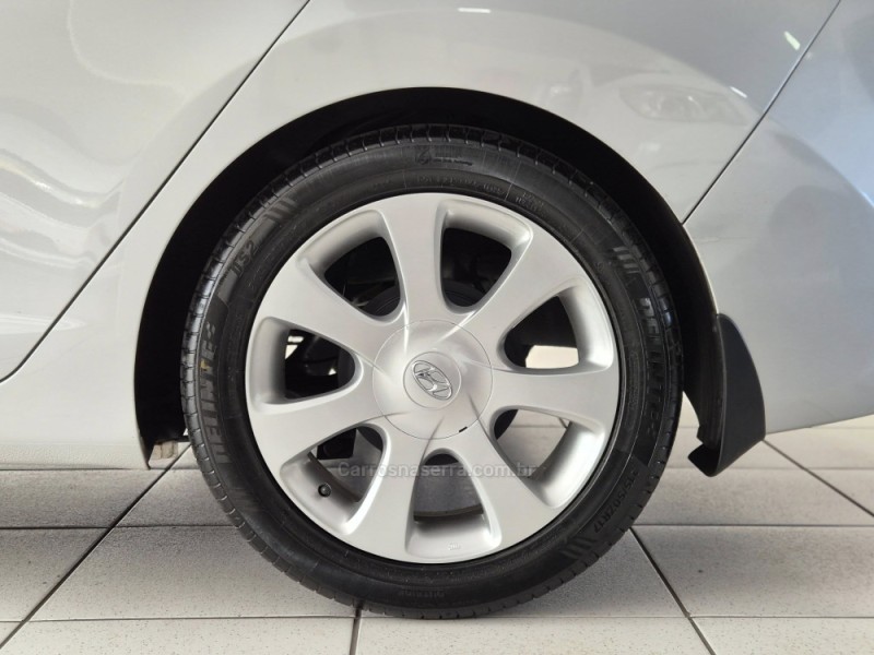 ELANTRA 1.8 GLS 16V GASOLINA 4P AUTOMÁTICO - 2012 - NãO-ME-TOQUE