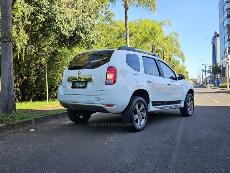DUSTER 2.0 TECH ROAD 4X2 16V FLEX 4P MANUAL - 2014 - CAMPO BOM