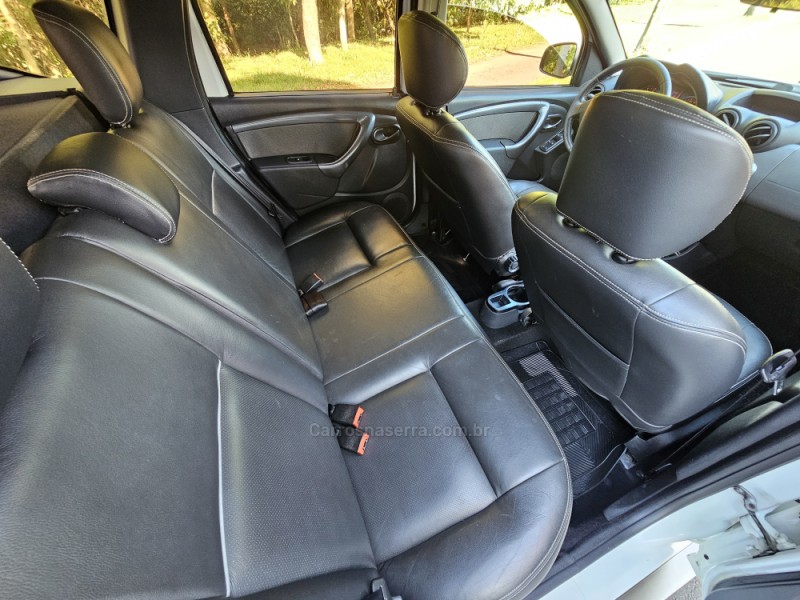 DUSTER 2.0 TECH ROAD 4X2 16V FLEX 4P MANUAL - 2014 - CAMPO BOM