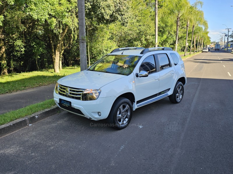 DUSTER 2.0 TECH ROAD 4X2 16V FLEX 4P MANUAL - 2014 - CAMPO BOM
