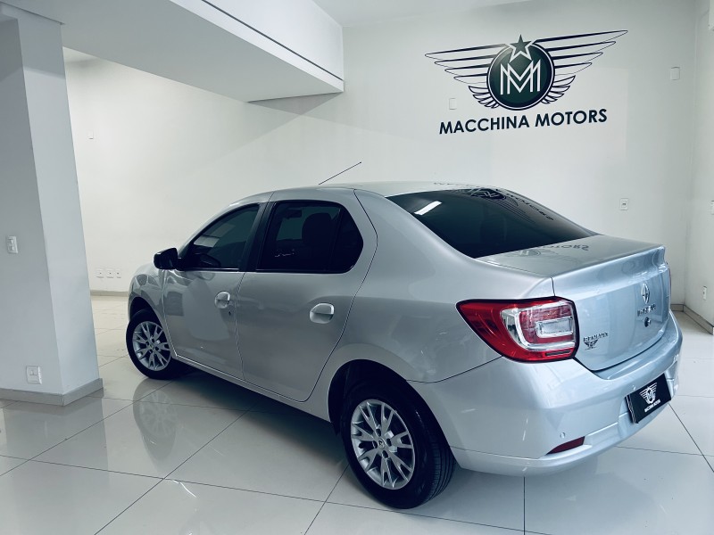 LOGAN 1.6 ZEN 16V FLEX 4P MANUAL - 2022 - CAXIAS DO SUL