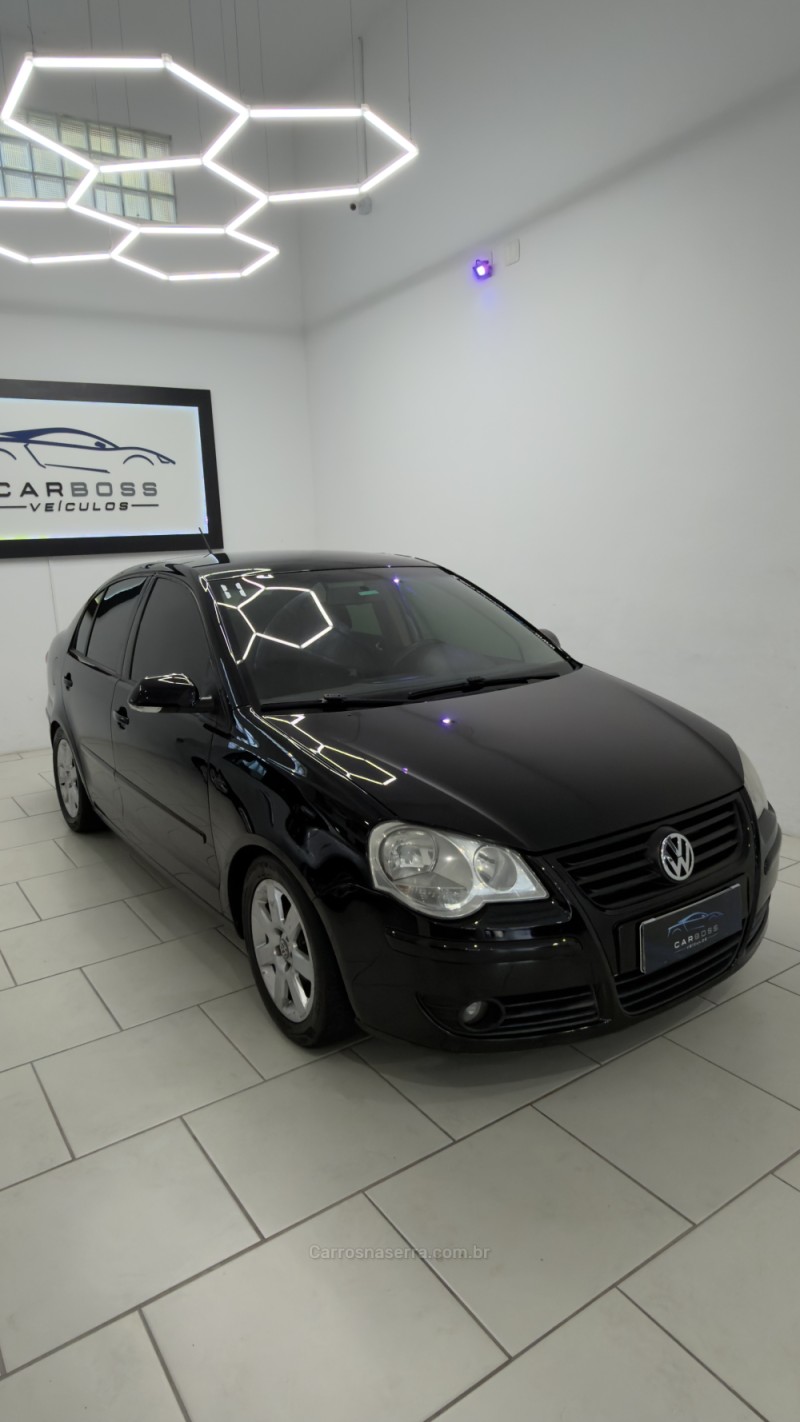POLO 1.6 MI 8V E-FLEX 4P MANUAL - 2011 - CAXIAS DO SUL