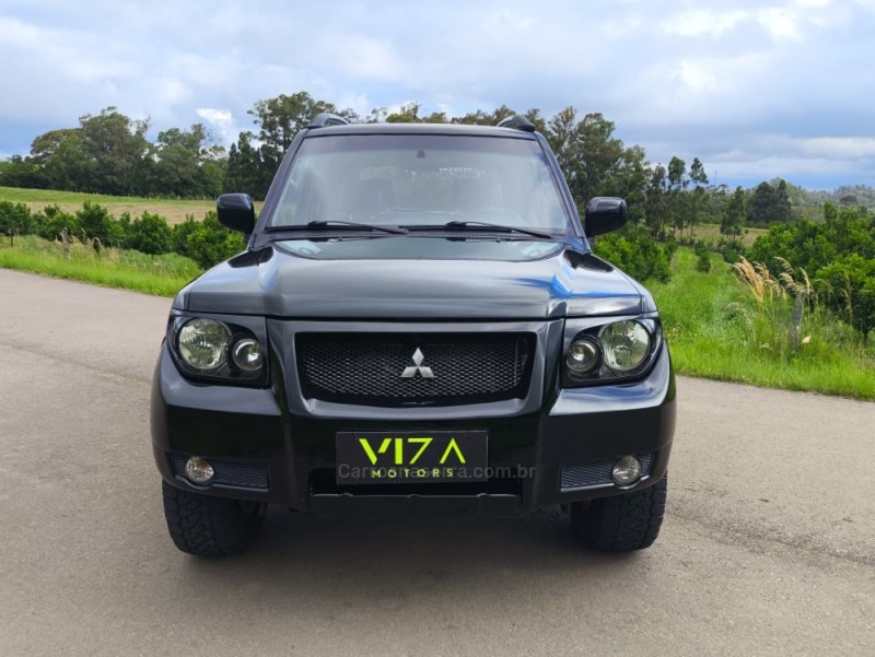 PAJERO TR4 2.0 4X4 16V 133CV FLEX 4P MANUAL - 2008 - CAXIAS DO SUL