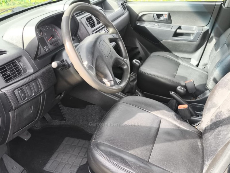 PAJERO TR4 2.0 4X4 16V 133CV FLEX 4P MANUAL - 2008 - CAXIAS DO SUL
