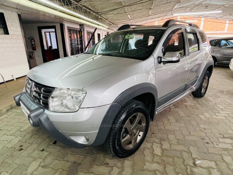 DUSTER 1.6 DYNAMIQUE 4X2 16V FLEX 4P MANUAL - 2014 - CAMPO BOM