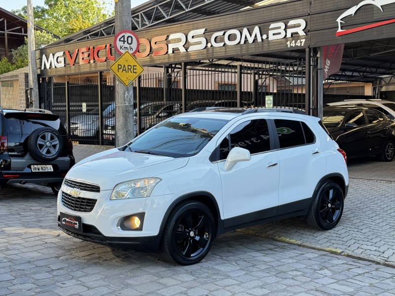 tracker 1.8 mpfi ltz 4x2 16v flex 4p automatico 2014 caxias do sul
