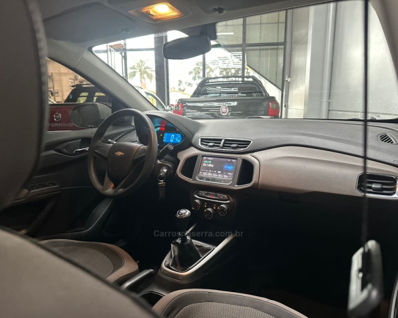 PRISMA 1.4 MPFI LTZ 8V FLEX 4P MANUAL - 2015 - VACARIA