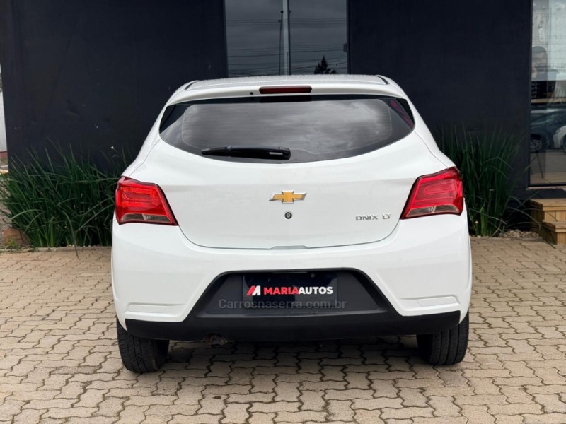 ONIX 1.0 LT 12V FLEX 4P MANUAL - 2017 - TORRES
