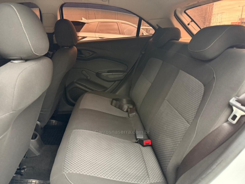 ONIX 1.0 LT 12V FLEX 4P MANUAL - 2017 - TORRES