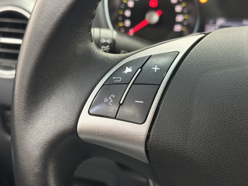 PUNTO 1.6 ESSENCE 16V FLEX 4P MANUAL - 2015 - SANTA CRUZ DO SUL