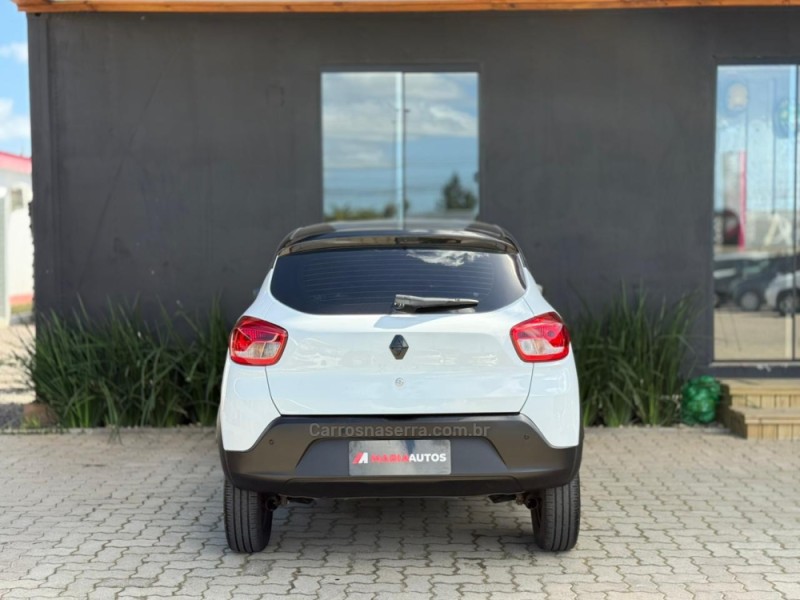 KWID 1.0 12V SCE FLEX ZEN MANUAL - 2020 - TORRES