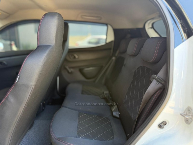 KWID 1.0 12V SCE FLEX ZEN MANUAL - 2020 - TORRES