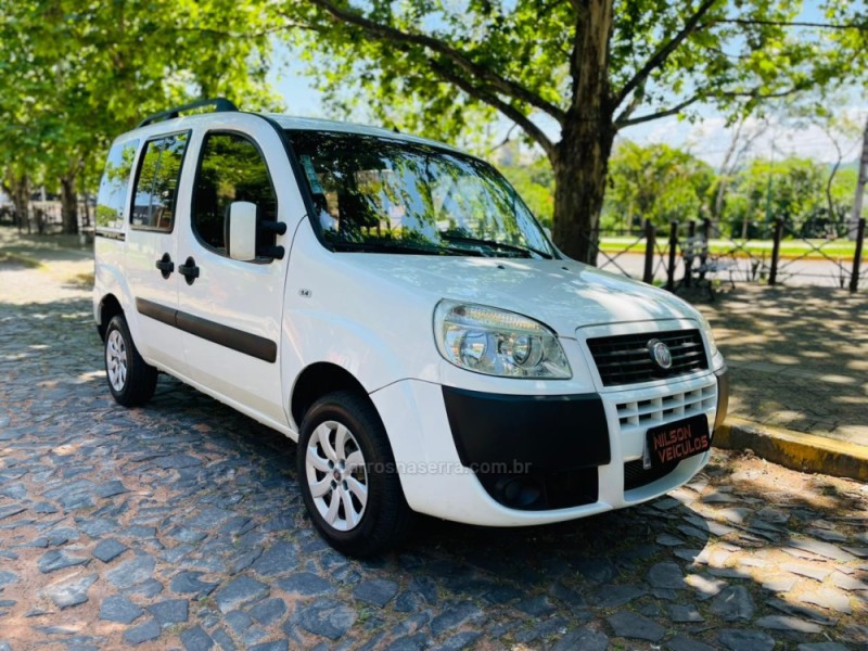 DOBLÓ 1.4 MPI ATTRACTIVE 8V FLEX 4P MANUAL - 2013 - NOVO HAMBURGO