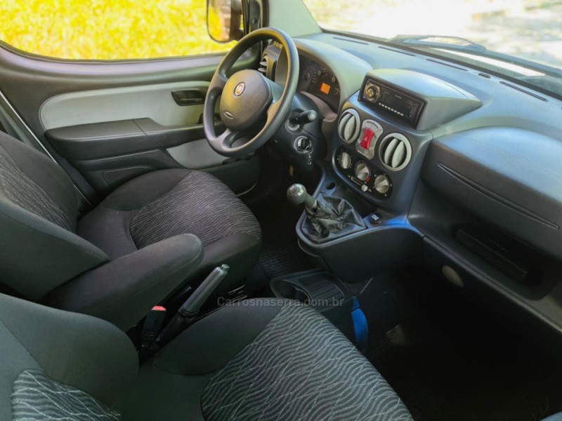 DOBLÓ 1.4 MPI ATTRACTIVE 8V FLEX 4P MANUAL - 2013 - NOVO HAMBURGO