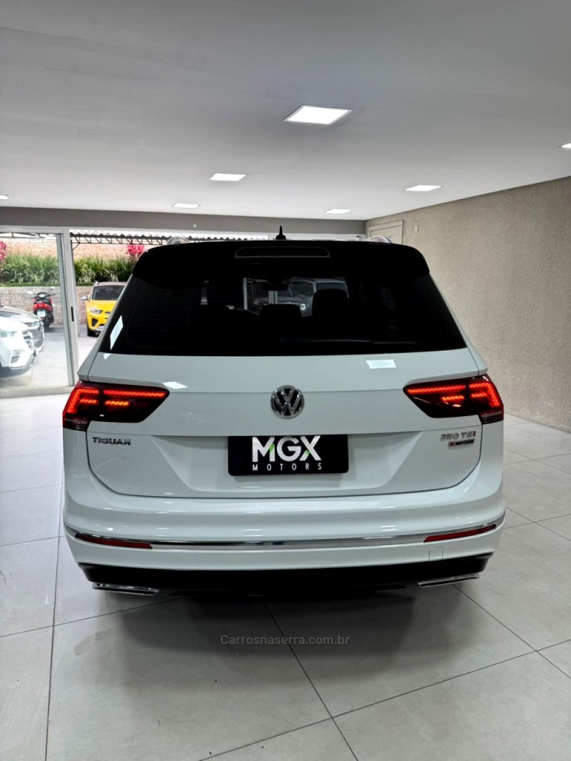 TIGUAN 2.0 ALLSPACE R-LINE 350 TSI 4X4 GASOLINA 4P - 2020 - PORTO ALEGRE