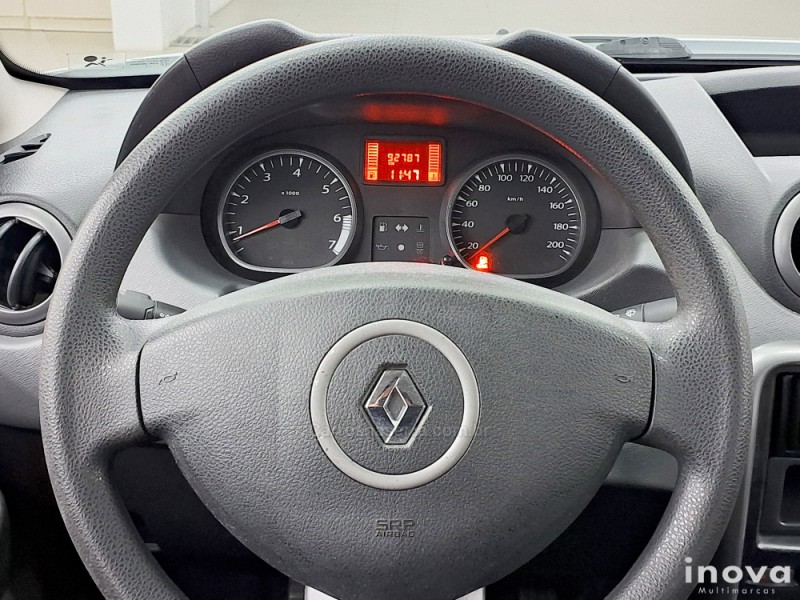 DUSTER 1.6 EXPRESSION 4X2 16V FLEX 4P MANUAL - 2013 - NOVO HAMBURGO