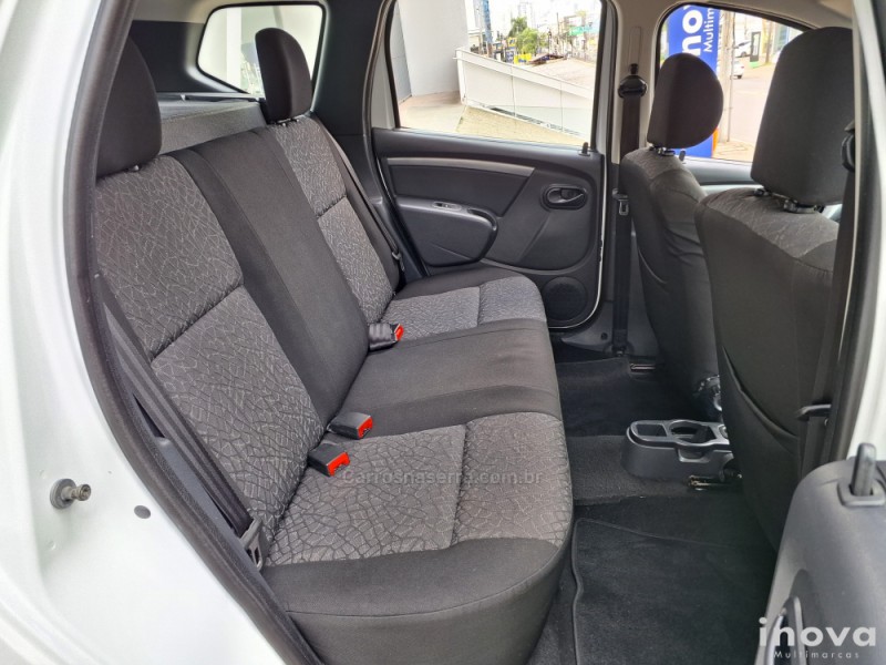 DUSTER 1.6 EXPRESSION 4X2 16V FLEX 4P MANUAL - 2013 - NOVO HAMBURGO