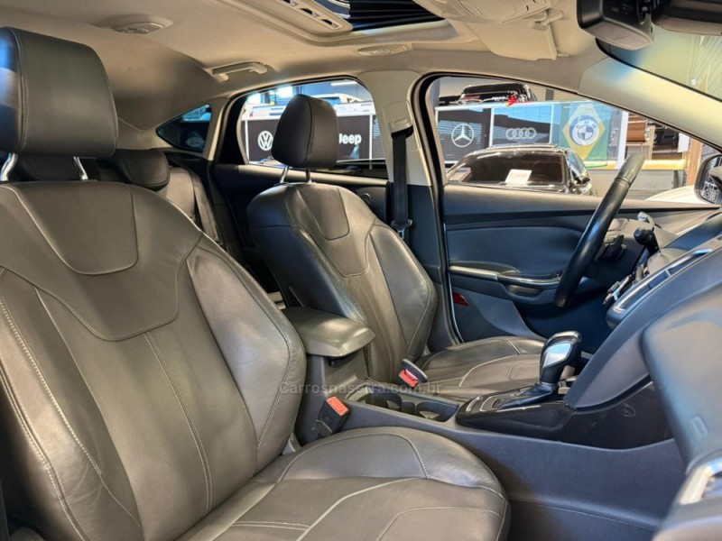 FOCUS 2.0 TITANIUM PLUS HATCH 16V FLEX 4P AUTO - 2016 - CAXIAS DO SUL