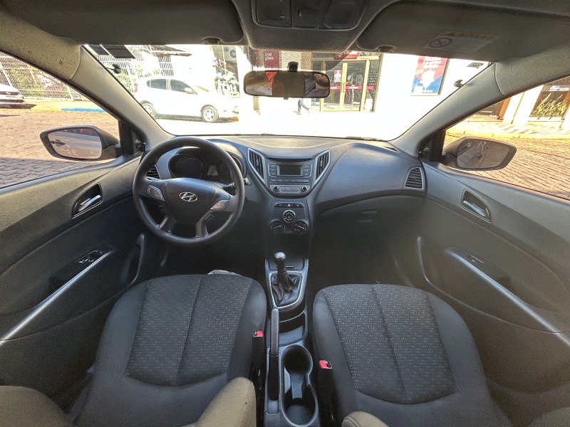 HB20 1.0 COMFORT 12V FLEX 4P MANUAL - 2017 - GARIBALDI