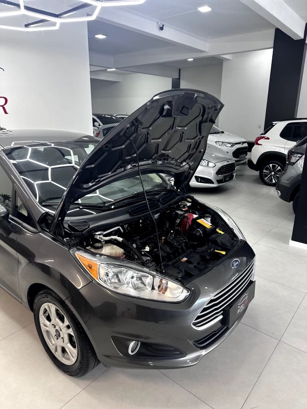 FIESTA 1.6 SE SEDAN 16V FLEX 4P AUTOMÁTICO - 2015 - CAXIAS DO SUL