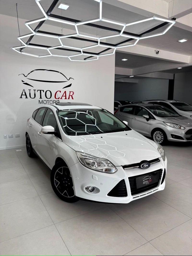 focus 2.0 titanium plus 16v flex 4p automatico 2014 caxias do sul