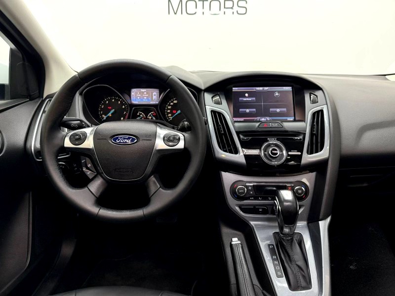 FOCUS 2.0 TITANIUM PLUS 16V FLEX 4P AUTOMÁTICO - 2014 - CAXIAS DO SUL