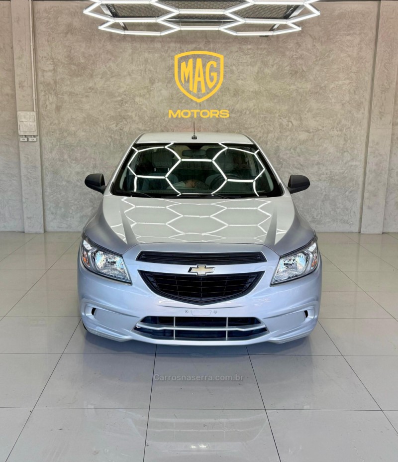 ONIX 1.0 LT 12V FLEX 4P MANUAL - 2015 - CAXIAS DO SUL