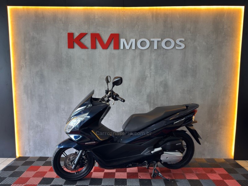 PCX 150 - 2018 - PORTãO