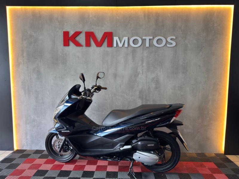 PCX 150 - 2018 - PORTãO