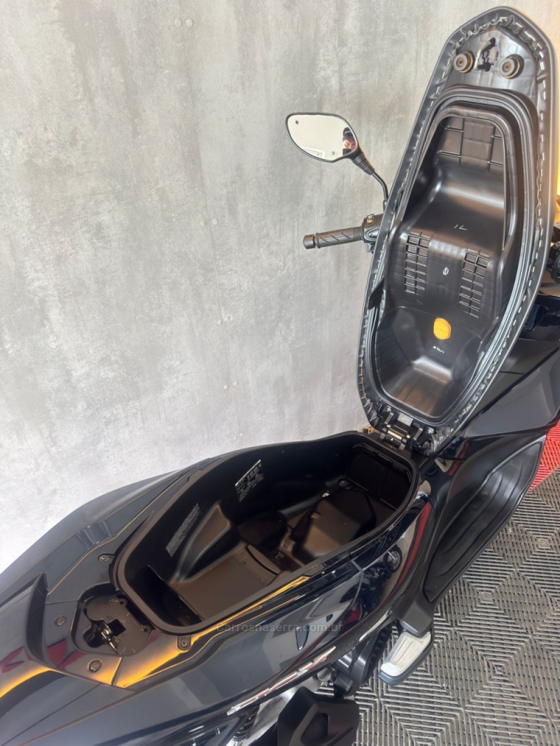 PCX 150 - 2018 - PORTãO