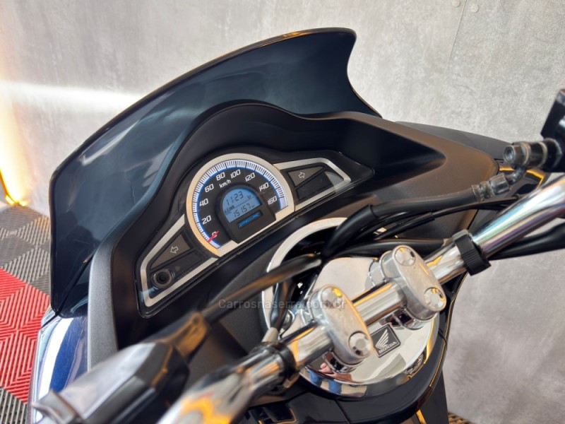 PCX 150 - 2018 - PORTãO