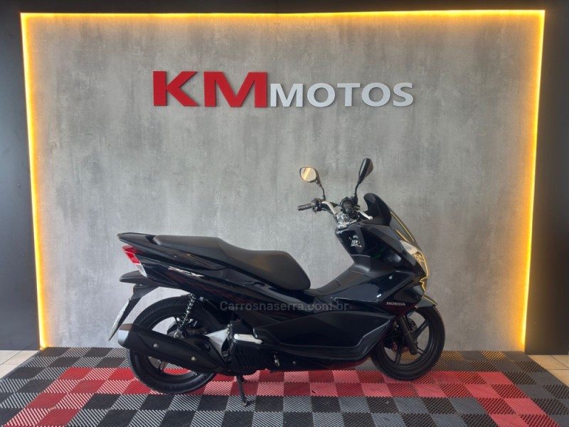 PCX 150 - 2018 - PORTãO