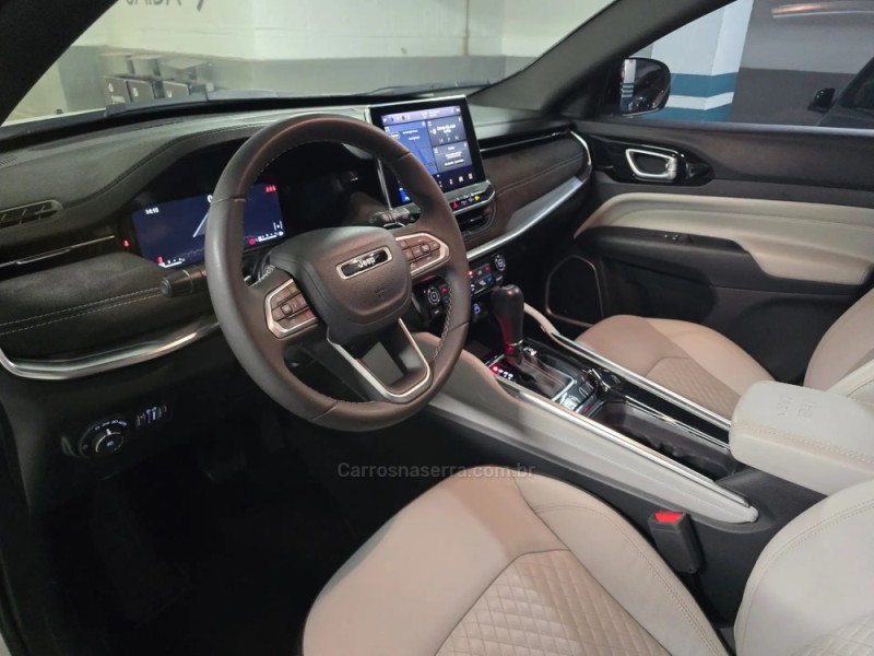 COMMANDER 1.3 OVERLAND T270 16V 4X2 TURBO FLEX 4P AUTOMÁTICO - 2023 - PORTO ALEGRE