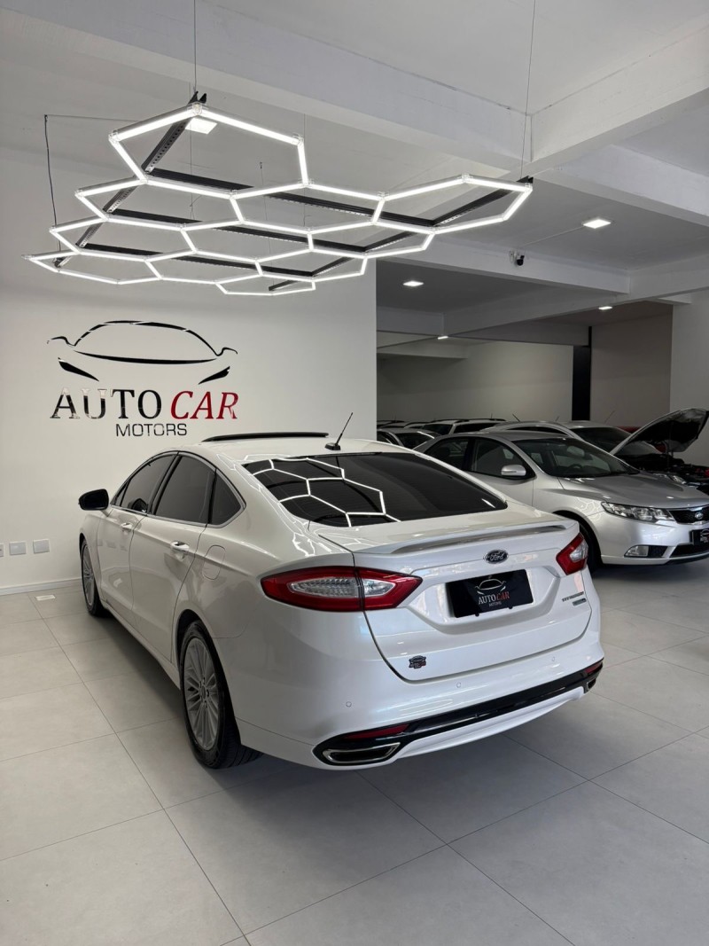 FUSION 2.0 TITANIUM PLUS AWD 16V GASOLINA 4P AUTOMÁTICO - 2016 - CAXIAS DO SUL