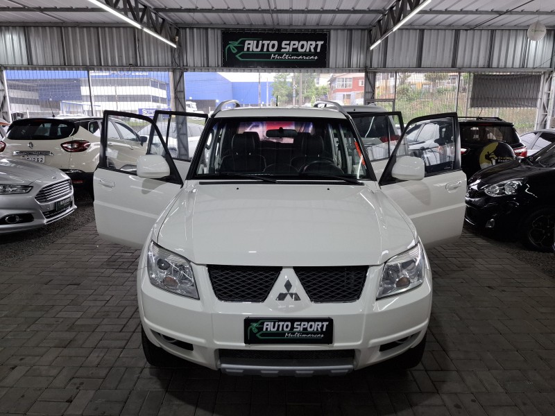 PAJERO TR4 2.0 4X4 16V 140CV FLEX 4P MANUAL - 2010 - CAXIAS DO SUL
