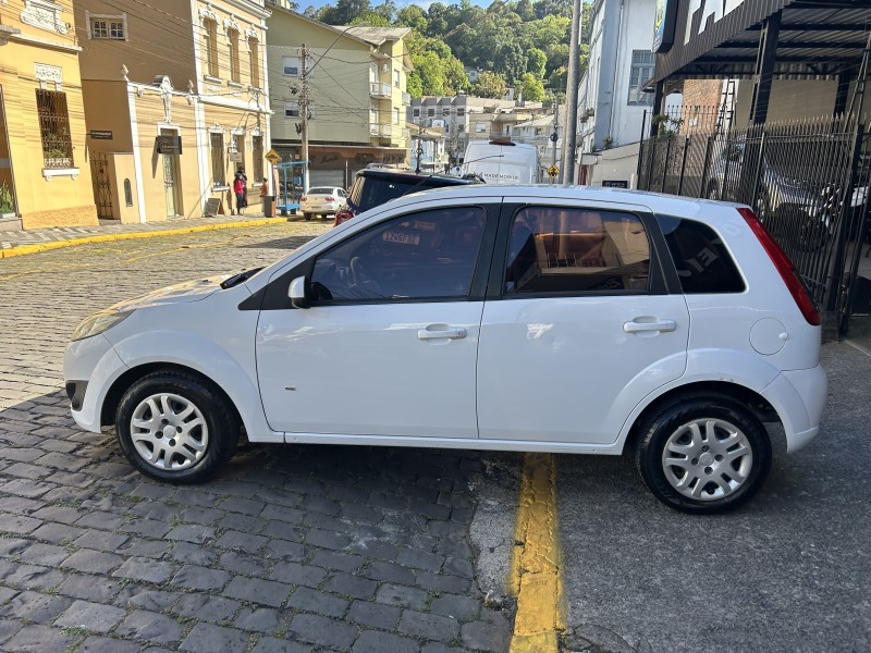 FIESTA 1.0 ROCAM SE 8V FLEX 4P MANUAL