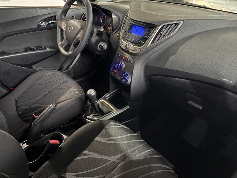 HB20 1.0 COMFORT PLUS 12V FLEX 4P MANUAL - 2014 - FARROUPILHA