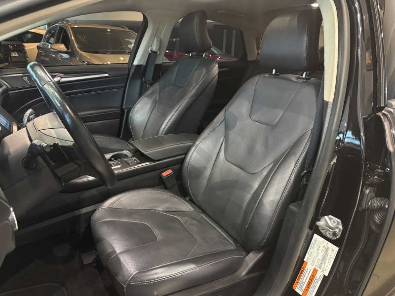 FUSION 2.0 TITANIUM AWD 16V GASOLINA 4P AUTOMÁTICO - 2017 - FARROUPILHA