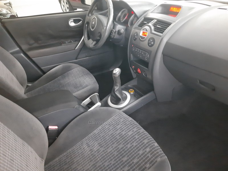 MÉGANE 1.6 DYNAMIQUE GRAND TOUR 16V FLEX 4P MANUAL - 2011 - GARIBALDI