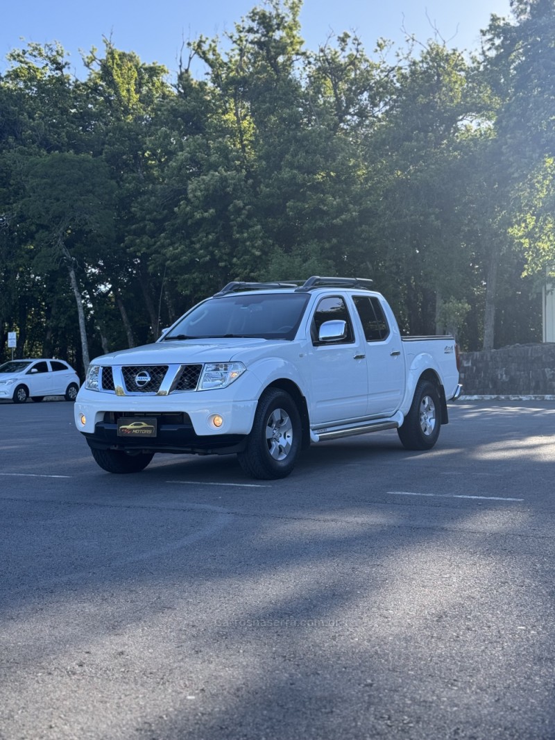 frontier 2.5 le 4x4 cd turbo eletronic diesel 4p manual 2012 caxias do sul