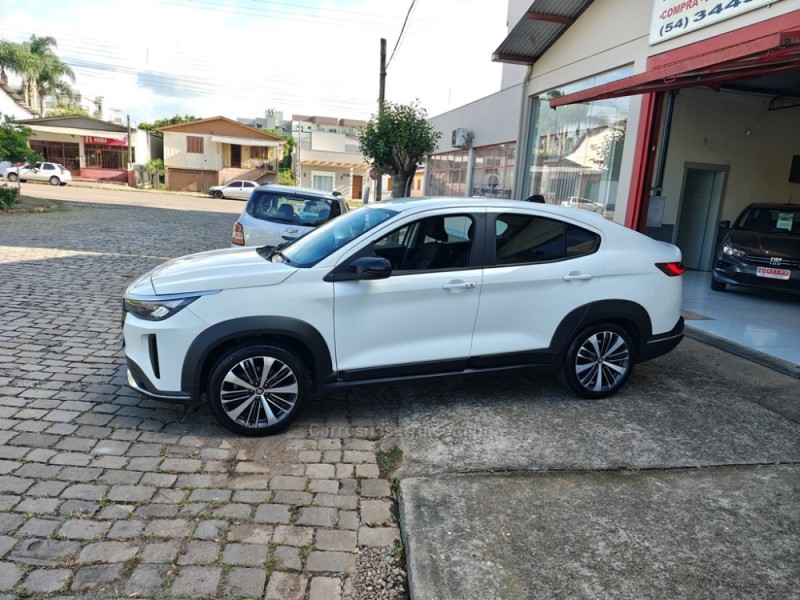 fastback 1.0 audace 200 turbo flex 4p automatico 2024 guapore