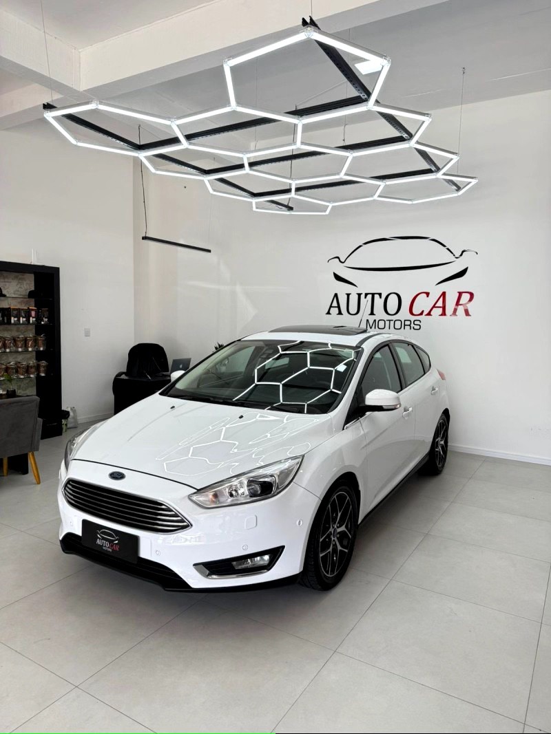 FOCUS 2.0 TITANIUM HATCH 16V FLEX 4P AUTOMÁTICO - 2016 - CAXIAS DO SUL