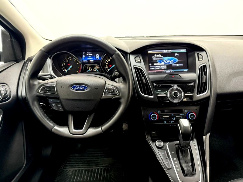 FOCUS 2.0 TITANIUM HATCH 16V FLEX 4P AUTOMÁTICO - 2016 - CAXIAS DO SUL
