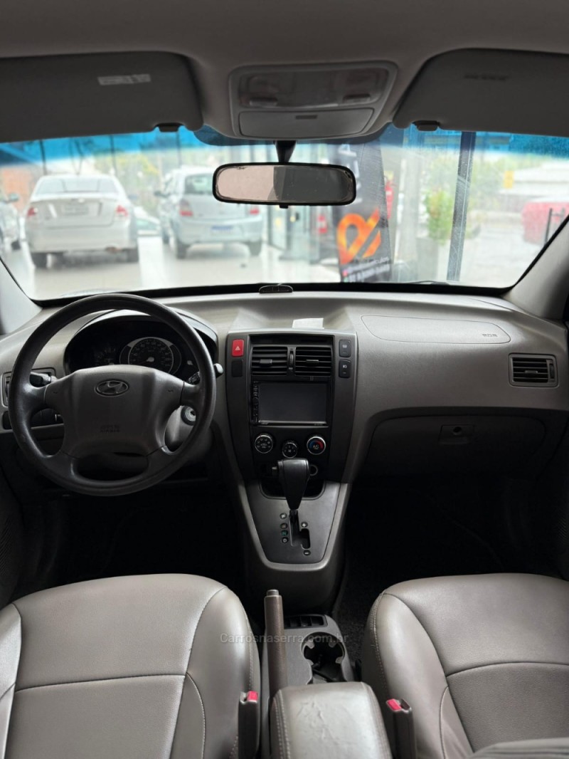 TUCSON 2.0 MPFI GLS 16V 143CV 2WD GASOLINA 4P AUTOMÁTICO - 2010 - SANTA CRUZ DO SUL