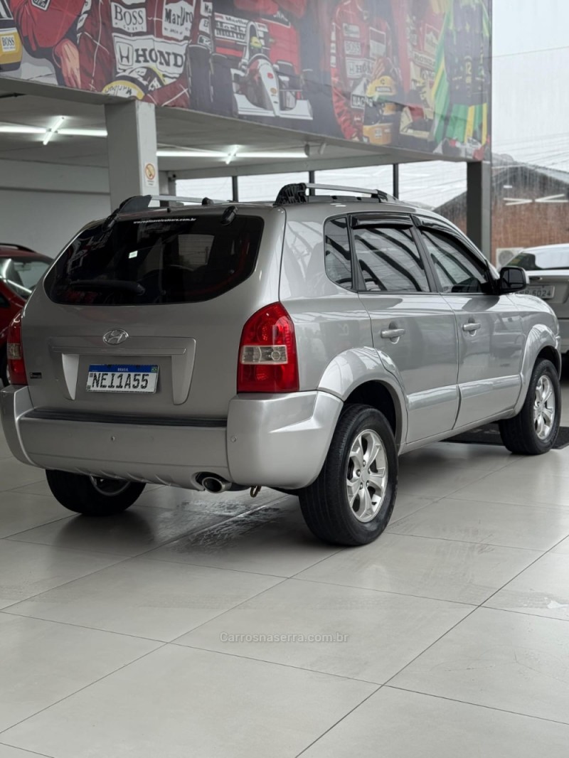 TUCSON 2.0 MPFI GLS 16V 143CV 2WD GASOLINA 4P AUTOMÁTICO - 2010 - SANTA CRUZ DO SUL