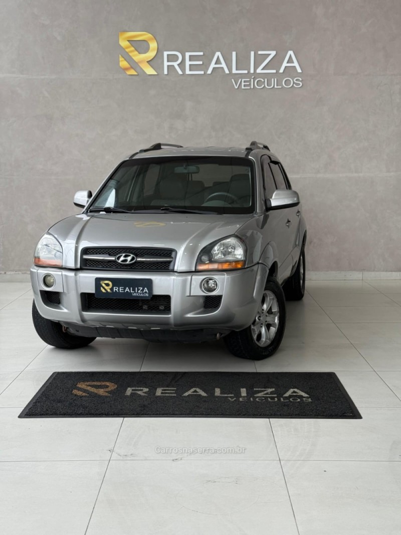 tucson 2.0 mpfi gls 16v 143cv 2wd gasolina 4p automatico 2010 santa cruz do sul