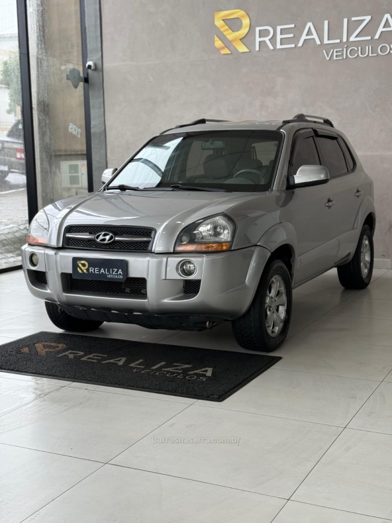 TUCSON 2.0 MPFI GLS 16V 143CV 2WD GASOLINA 4P AUTOMÁTICO - 2010 - SANTA CRUZ DO SUL