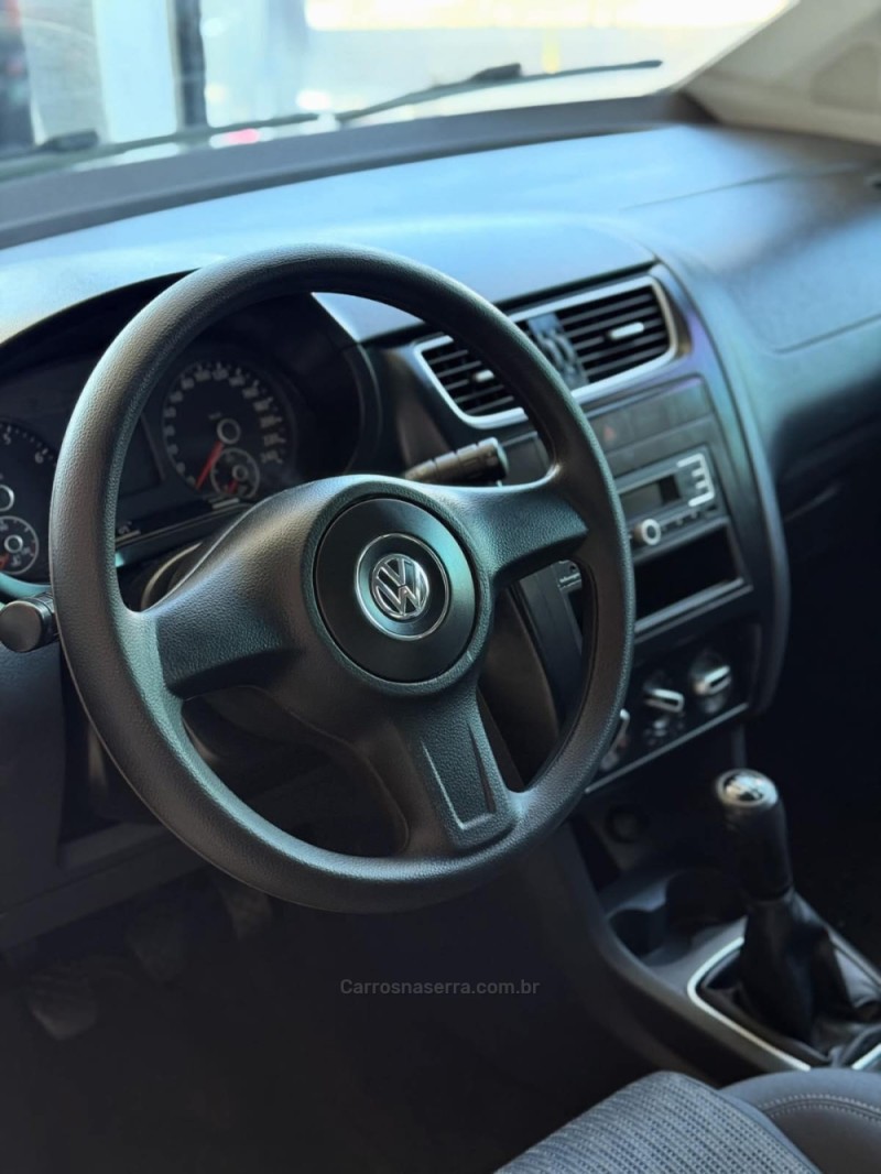 FOX 1.6 COMFORTLINE 8V FLEX 4P MANUAL - 2013 - SANTA CRUZ DO SUL