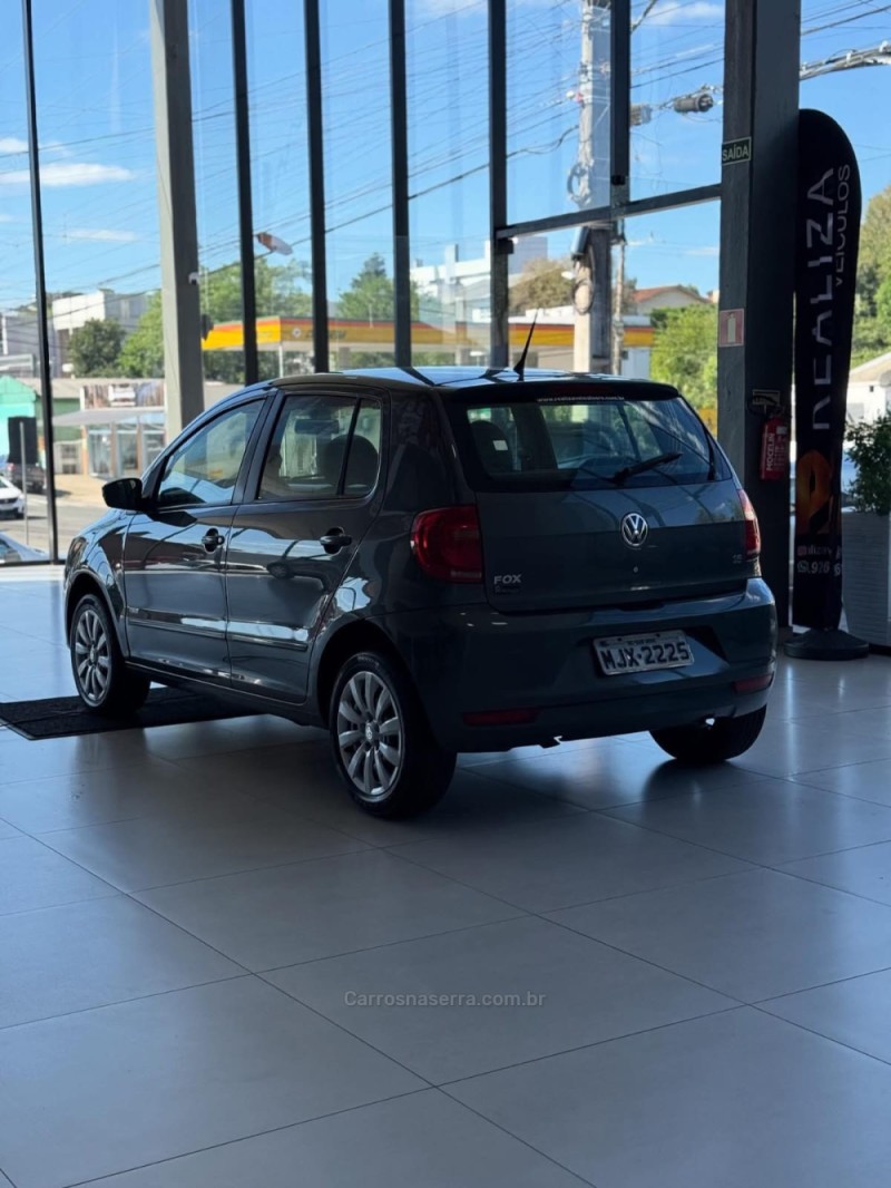 FOX 1.6 COMFORTLINE 8V FLEX 4P MANUAL - 2013 - SANTA CRUZ DO SUL