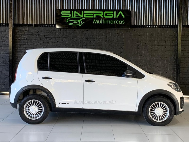 UP 1.0 TRACK UP 12V FLEX 4P MANUAL - 2017 - CAXIAS DO SUL